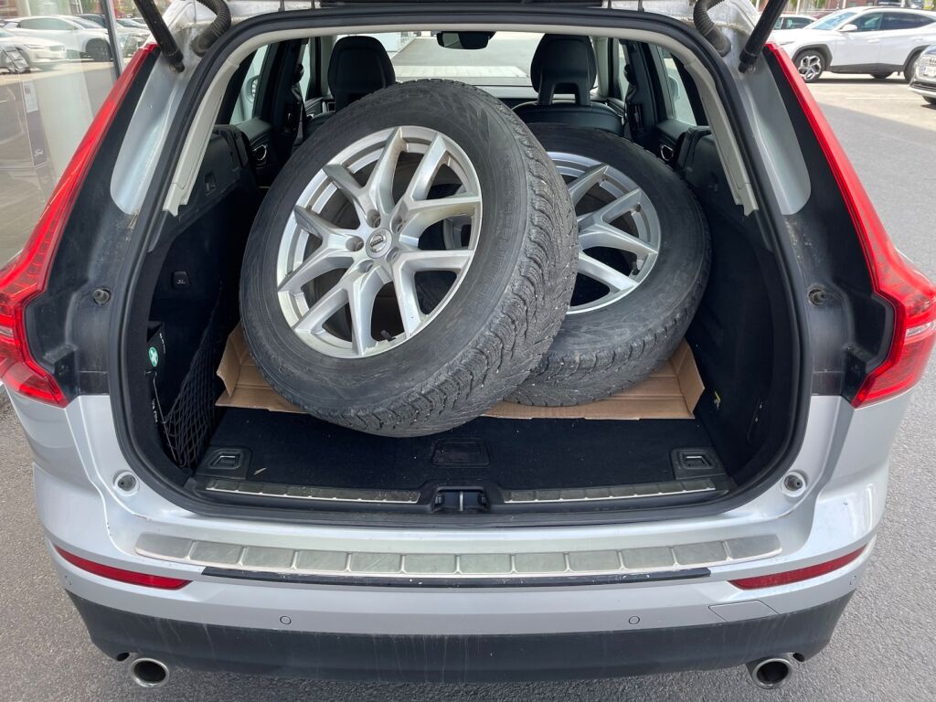 Volvo XC60 2018 Harmaa