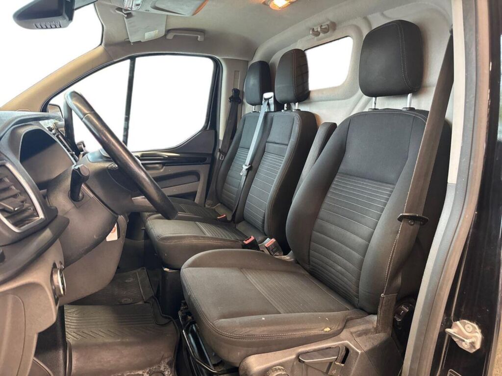Ford Transit Custom 2018 Musta