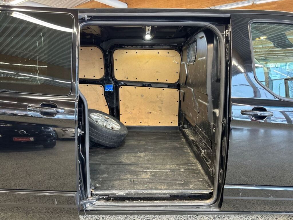 Ford Transit Custom 2018 Musta