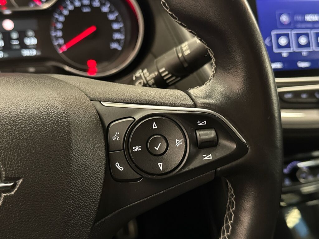 Opel Grandland X 2018 Musta