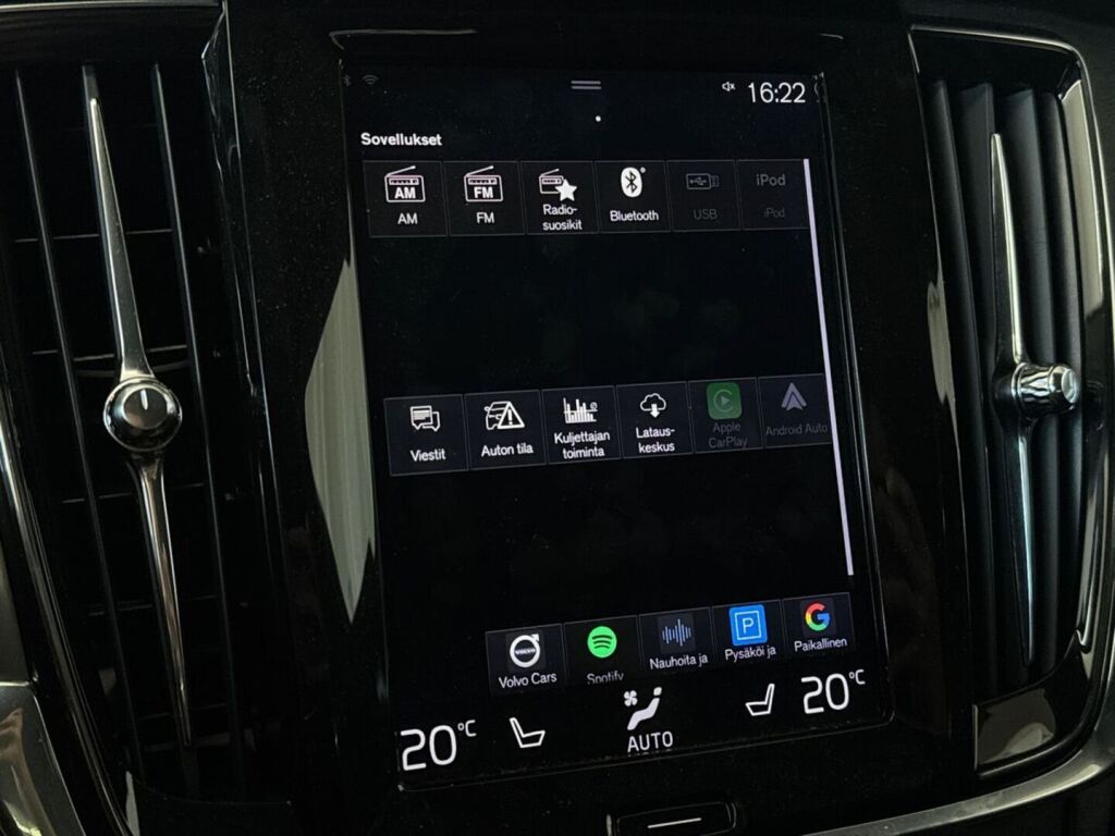 Volvo V90 2018 Valkoinen