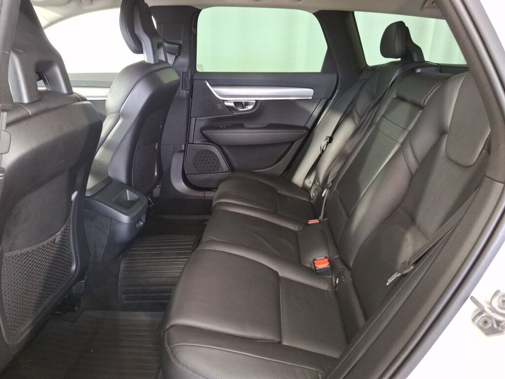 Volvo V90 2018 Valkoinen