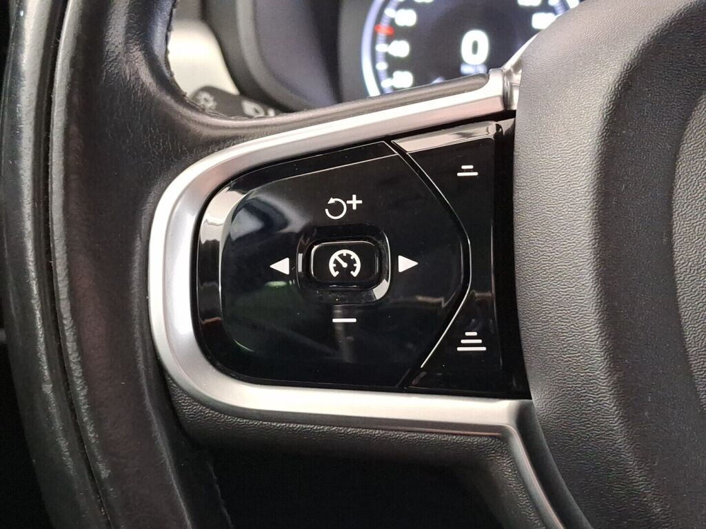 Volvo V90 2018 Valkoinen