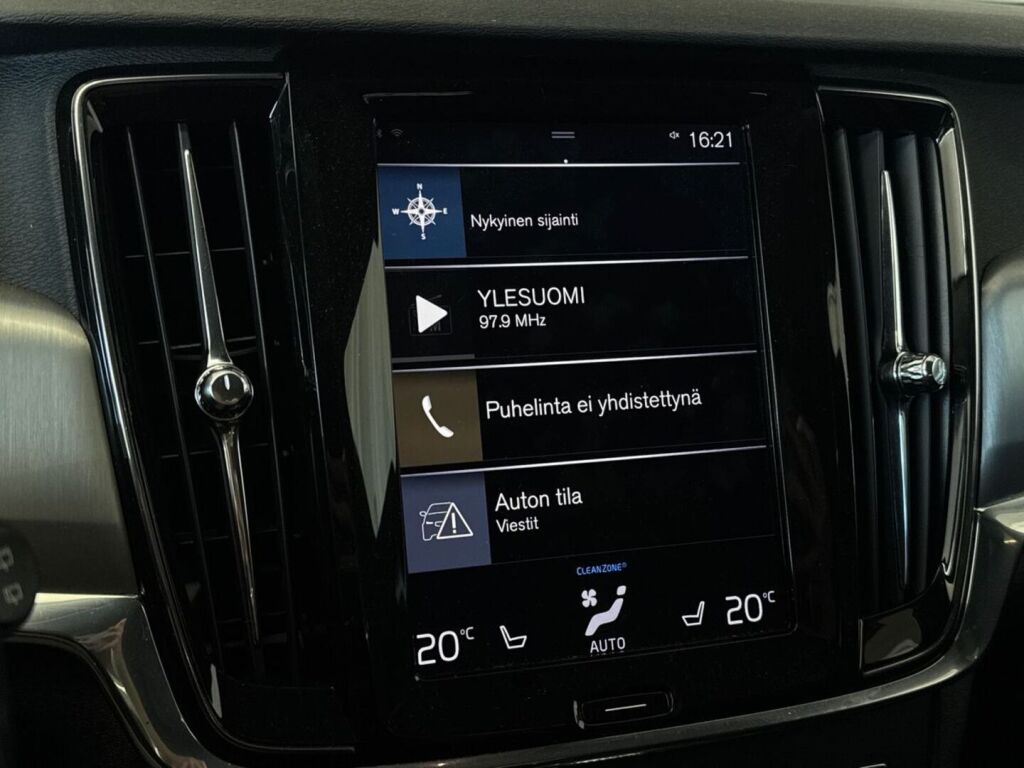 Volvo V90 2018 Valkoinen