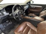 Volvo V90 2018 Musta