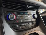 Ford Kuga 2018 Punainen