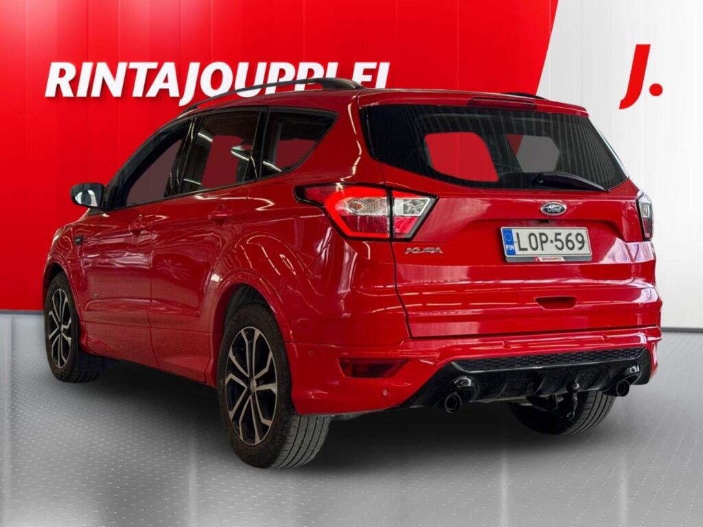 Ford Kuga 2018 Punainen