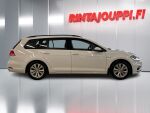 Volkswagen Golf 2019 Valkoinen