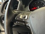 Volkswagen Golf 2019 Valkoinen