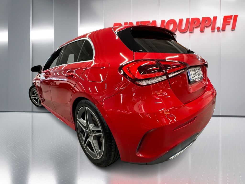 Mercedes-Benz A 2019 Punainen