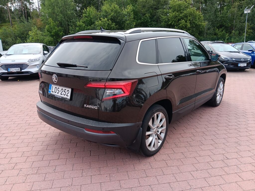 Skoda Karoq 2018 Ruskea (beige)