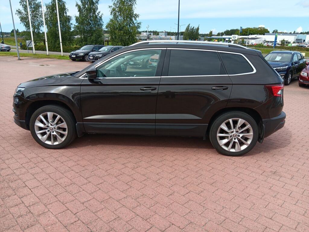 Skoda Karoq 2018 Ruskea (beige)