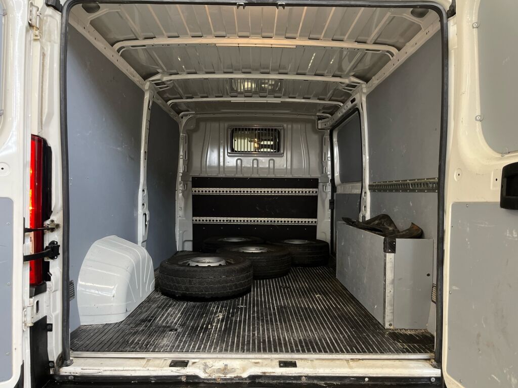 Peugeot Boxer 2019 Valkoinen