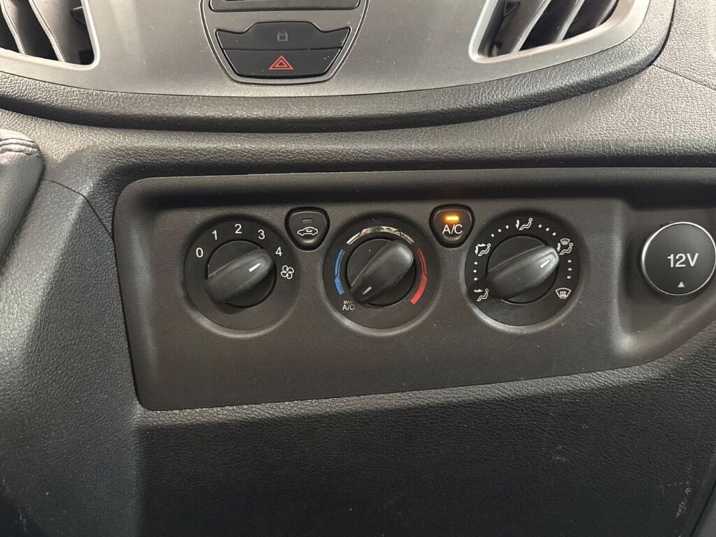 Ford Transit 2015 Harmaa