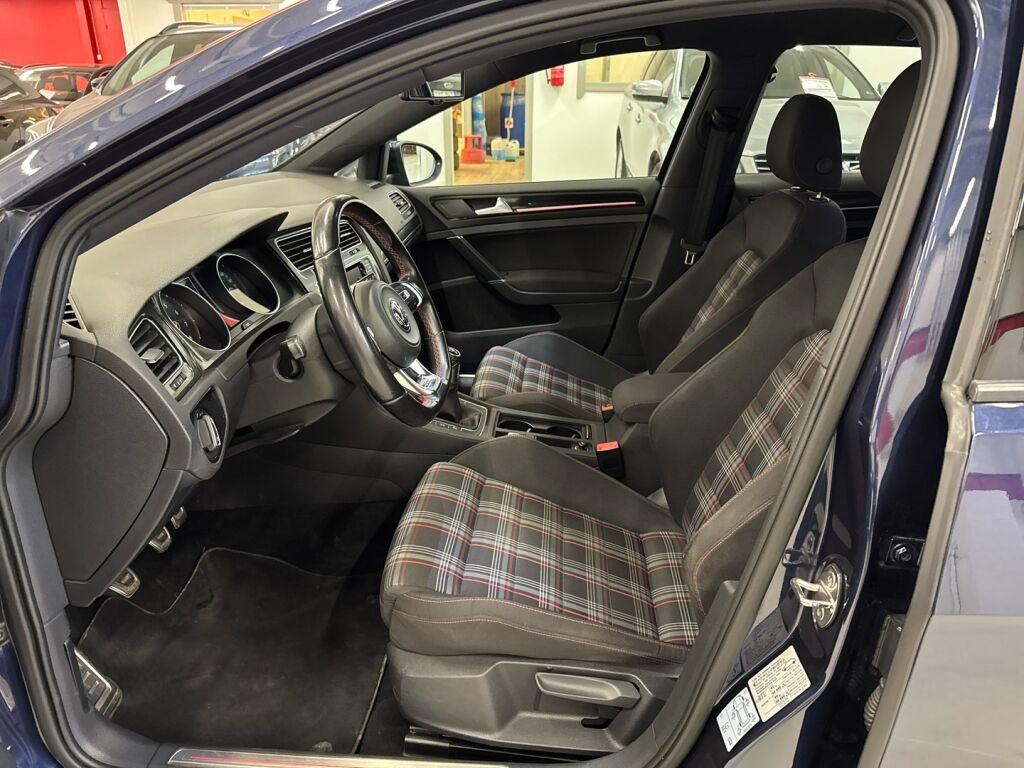 Volkswagen Golf 2014 Sininen