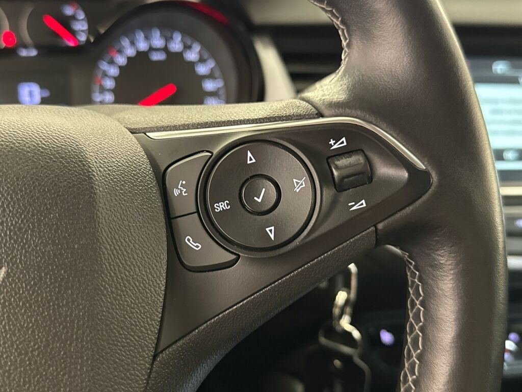 Opel Crossland X 2019 Punainen