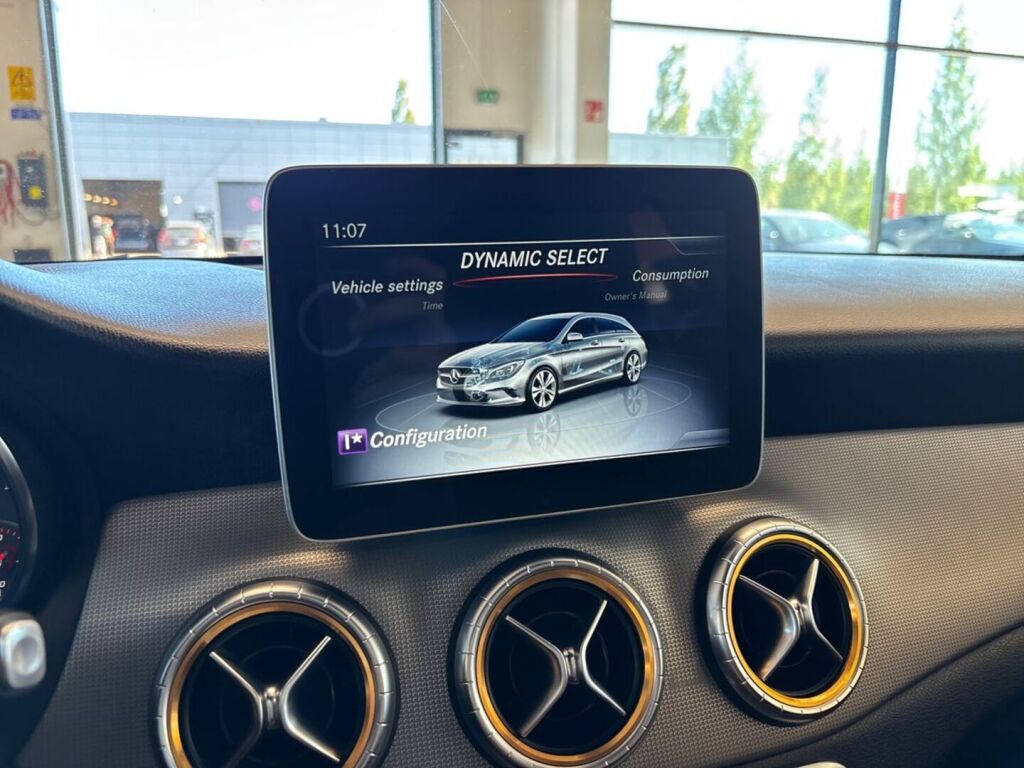 Mercedes-Benz CLA 2019 Musta