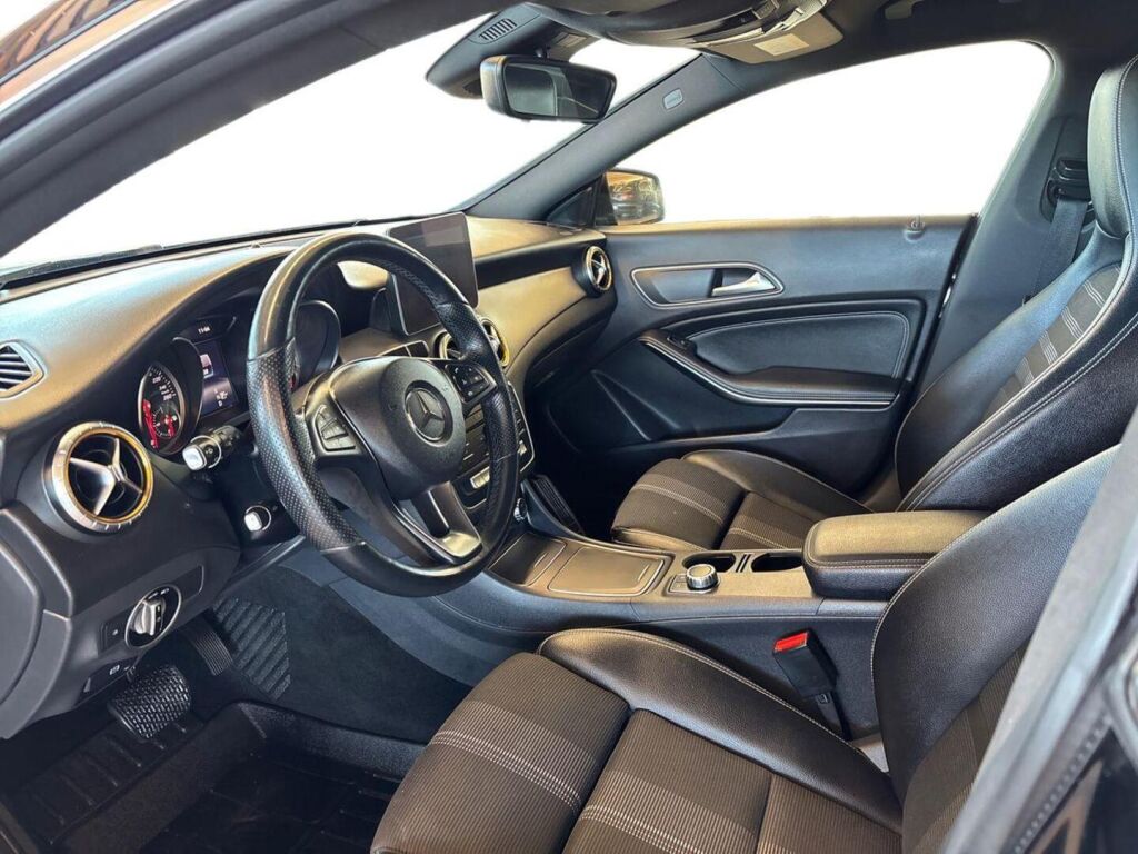 Mercedes-Benz CLA 2019 Musta