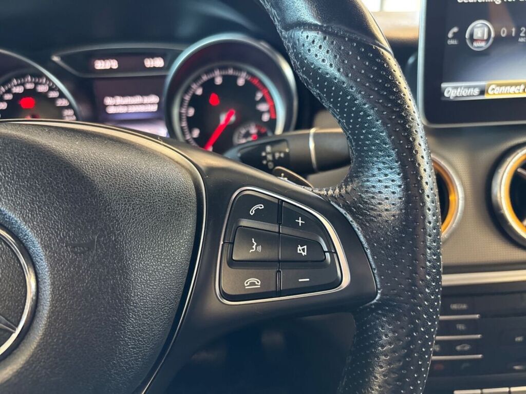 Mercedes-Benz CLA 2019 Musta