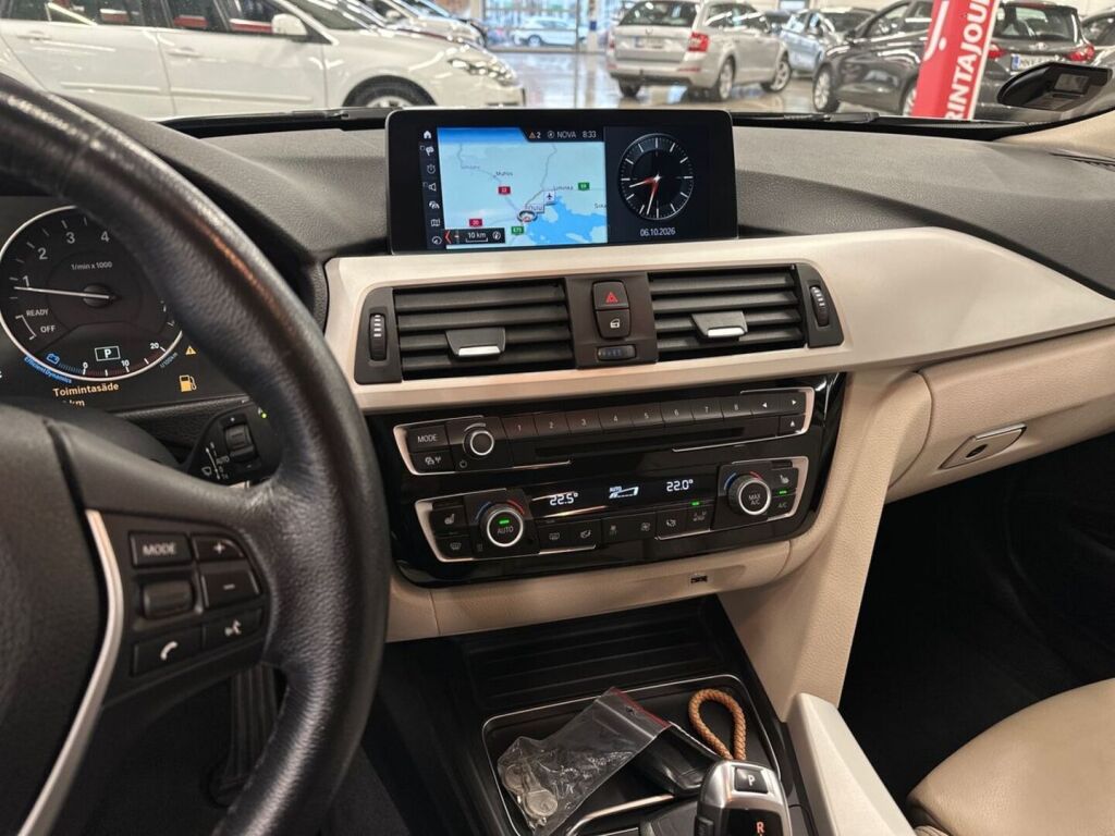 BMW 320 2019 Musta