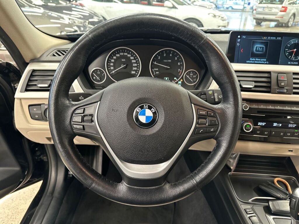 BMW 320 2019 Musta