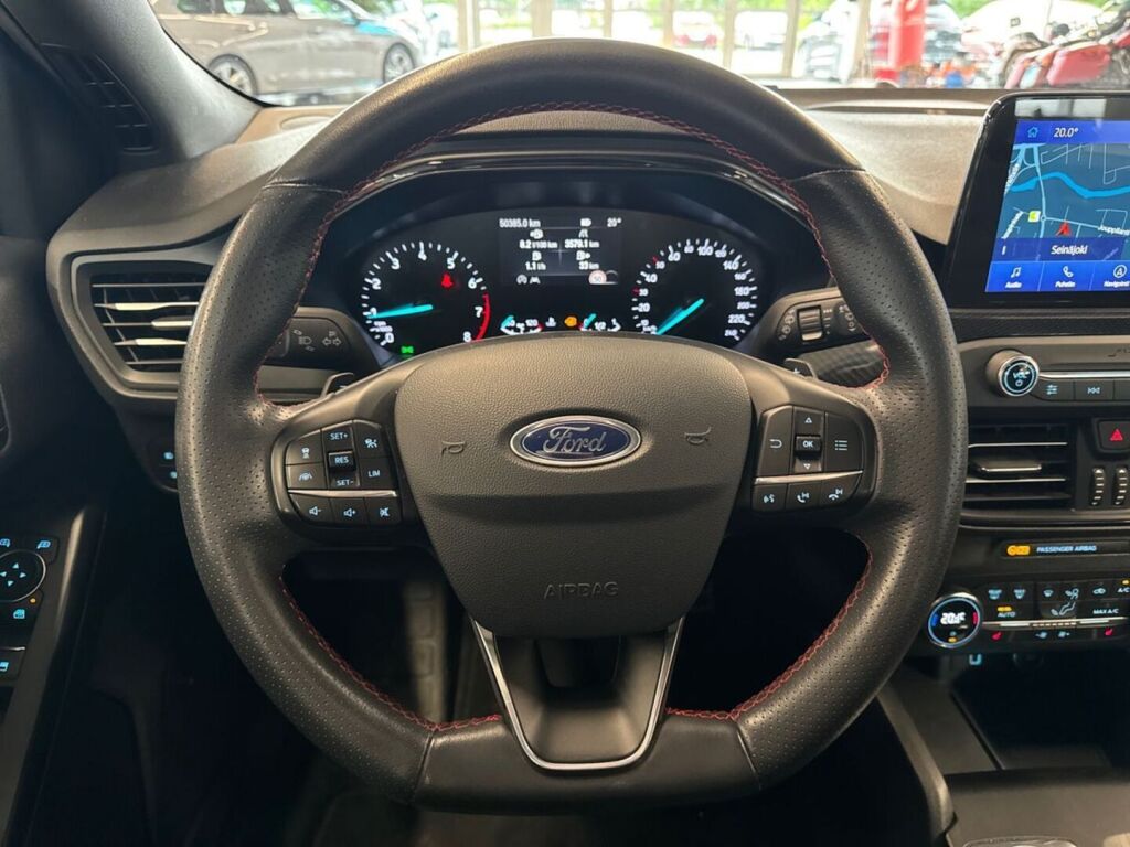 Ford Focus 2019 Valkoinen
