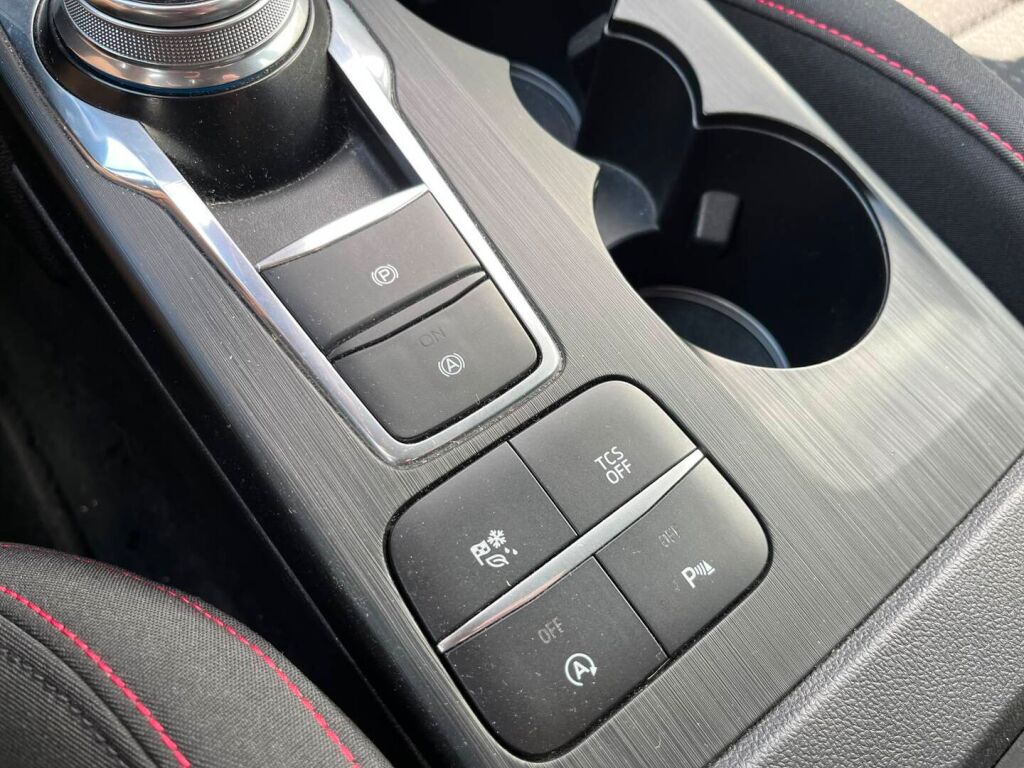 Ford Focus 2019 Valkoinen