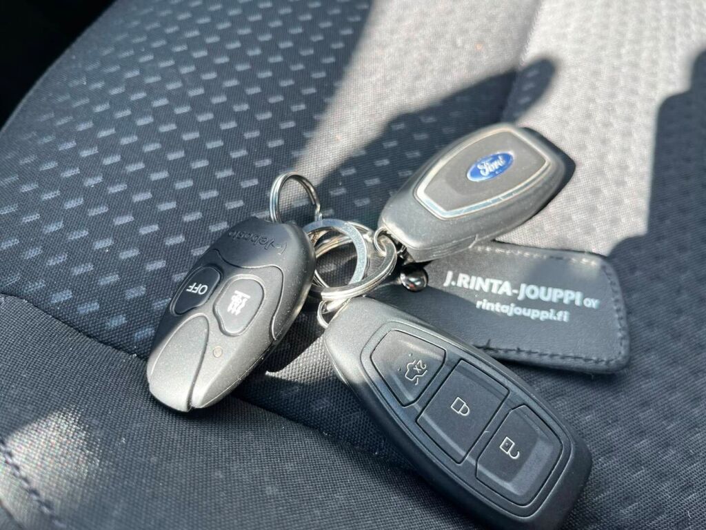 Ford Focus 2019 Valkoinen