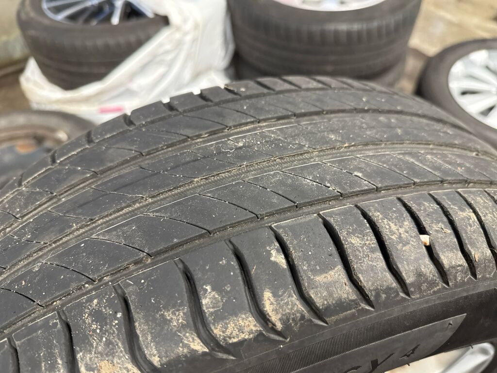 Ford Focus 2019 Harmaa