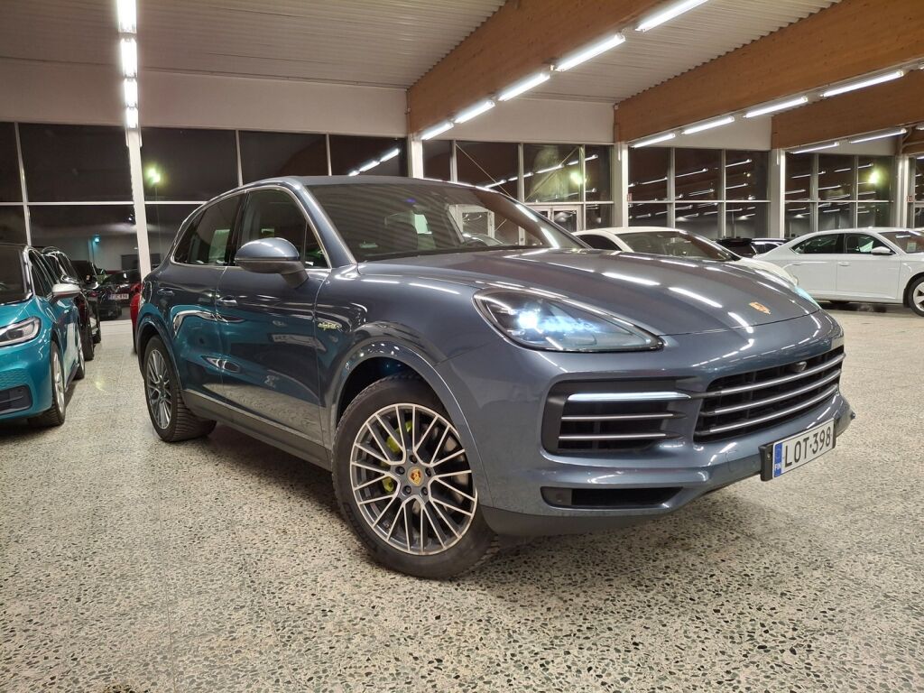 Porsche Cayenne 2019 Sininen
