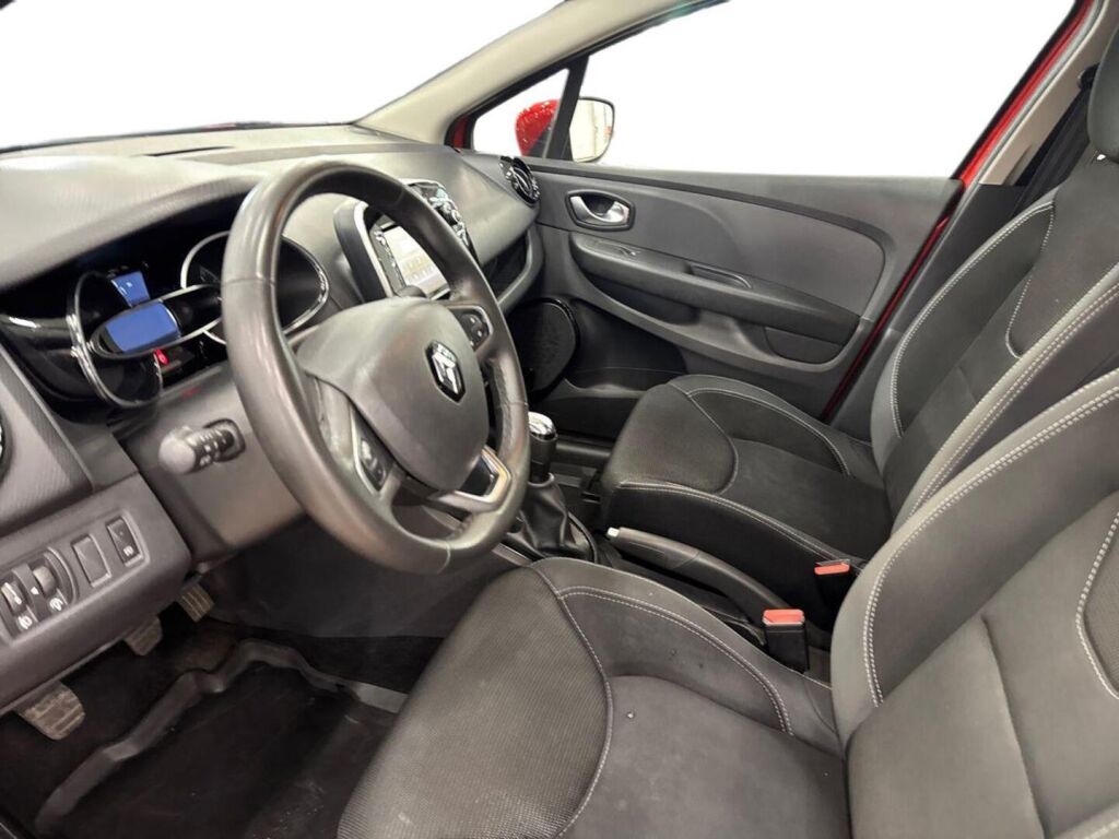 Renault Clio 2018 Punainen