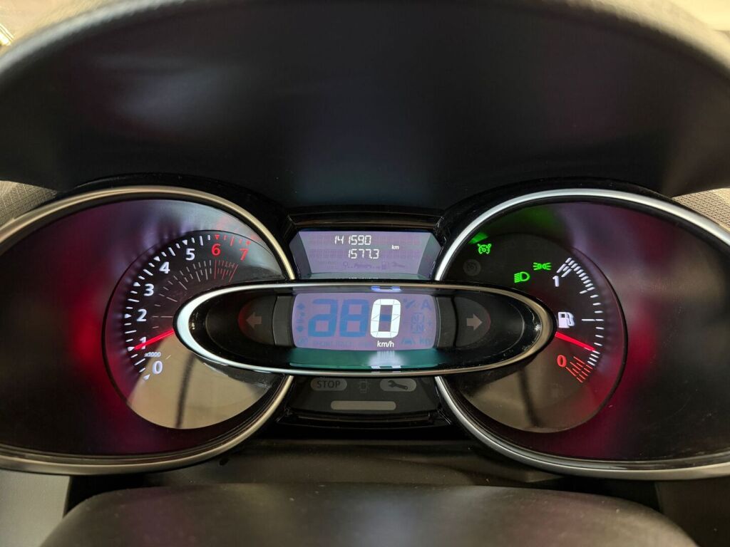 Renault CLIO 2019 Valkoinen