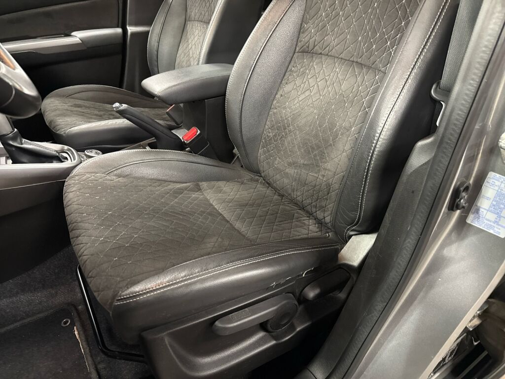 Suzuki Vitara 2019 Harmaa