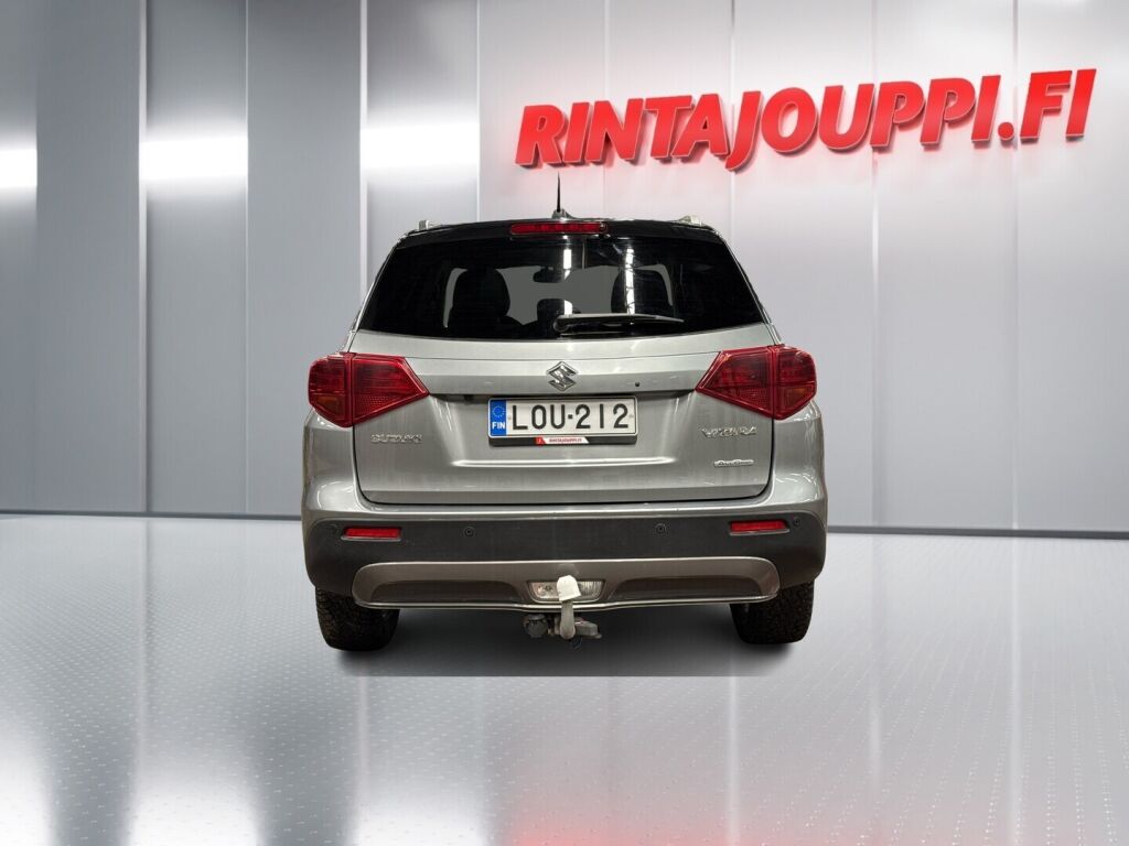 Suzuki Vitara 2019 Harmaa