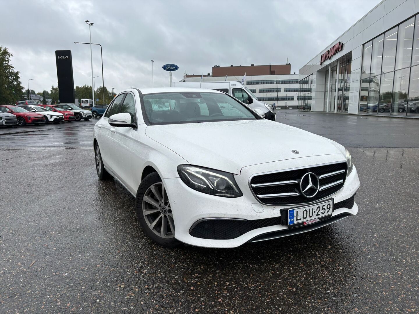 Mercedes-Benz E