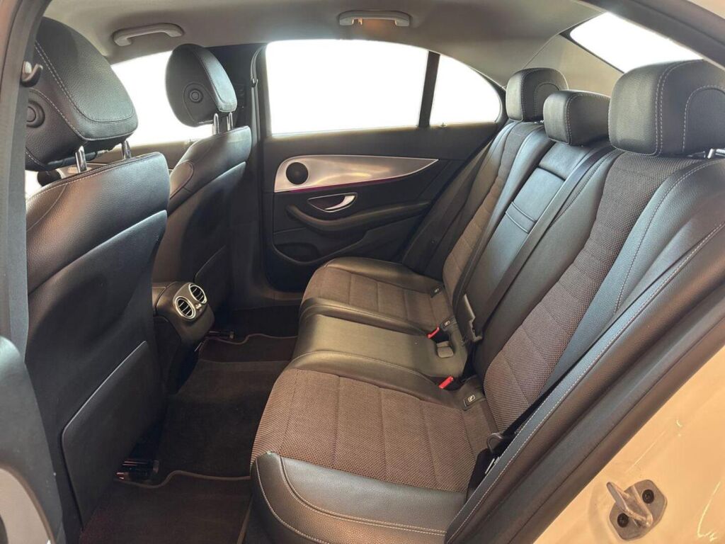 Mercedes-Benz E 2019 Valkoinen