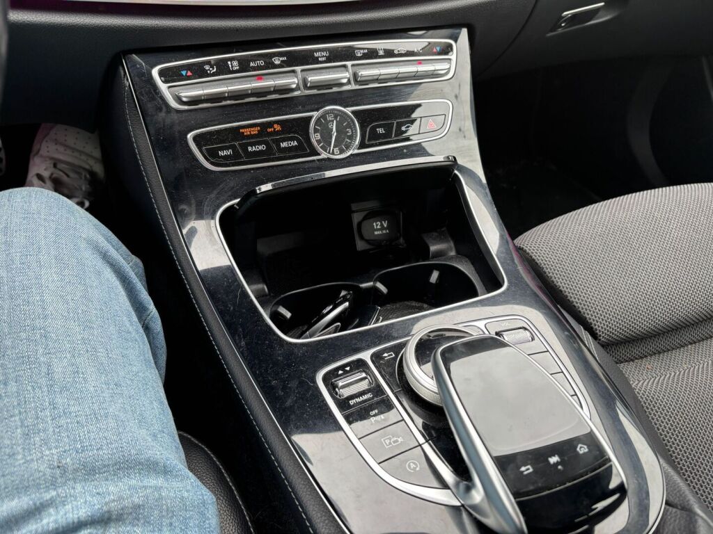 Mercedes-Benz E 2019 Valkoinen