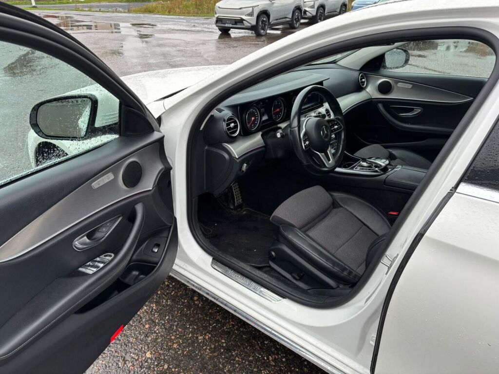 Mercedes-Benz E 2019 Valkoinen