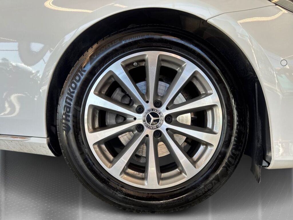 Mercedes-Benz E 2019 Valkoinen