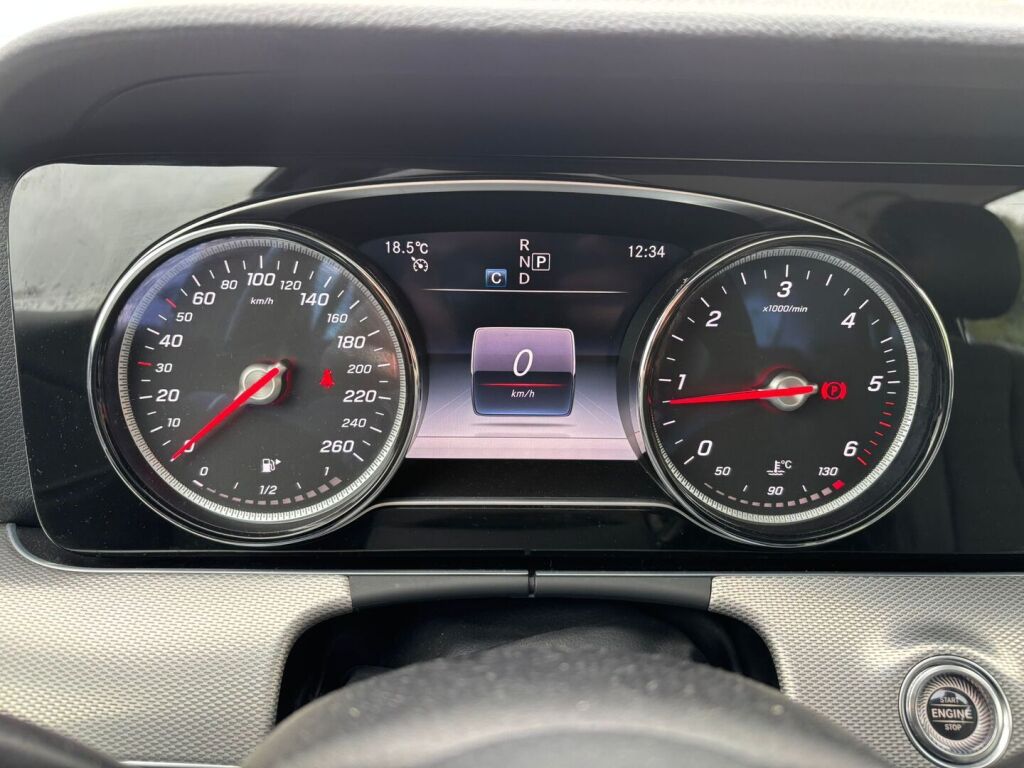 Mercedes-Benz E 2019 Valkoinen