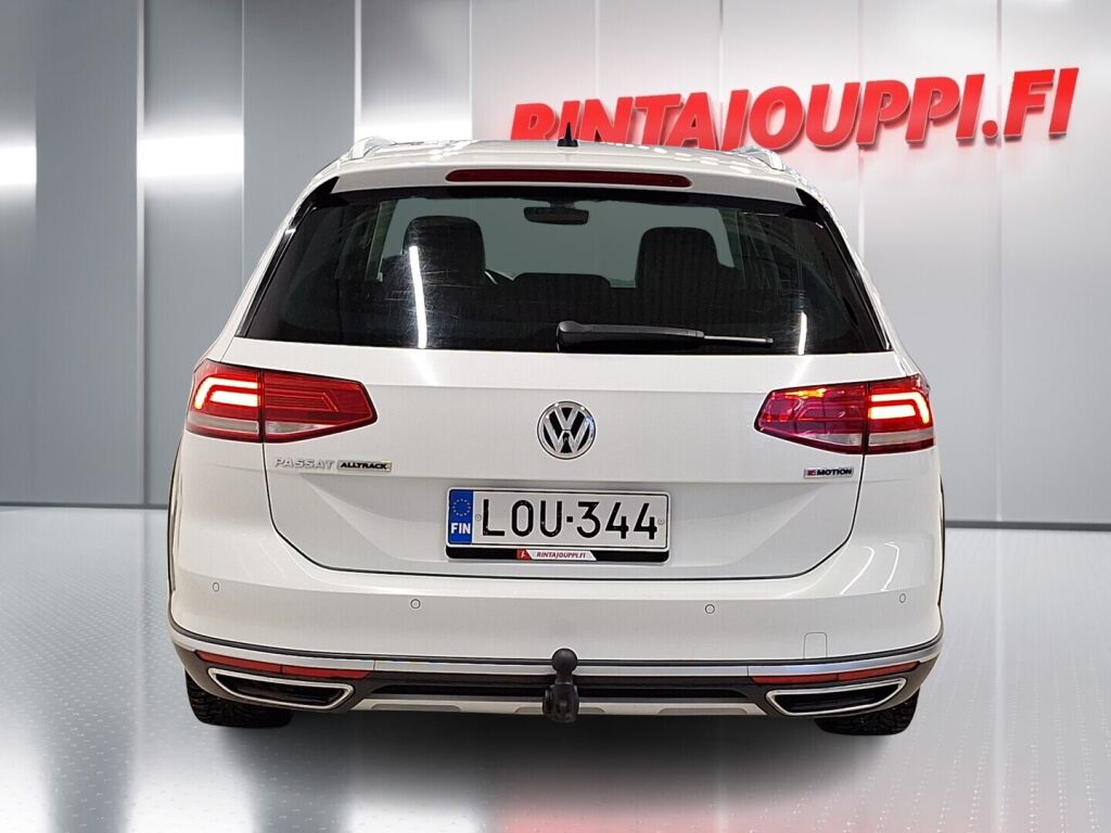 Volkswagen Passat 2019 Valkoinen