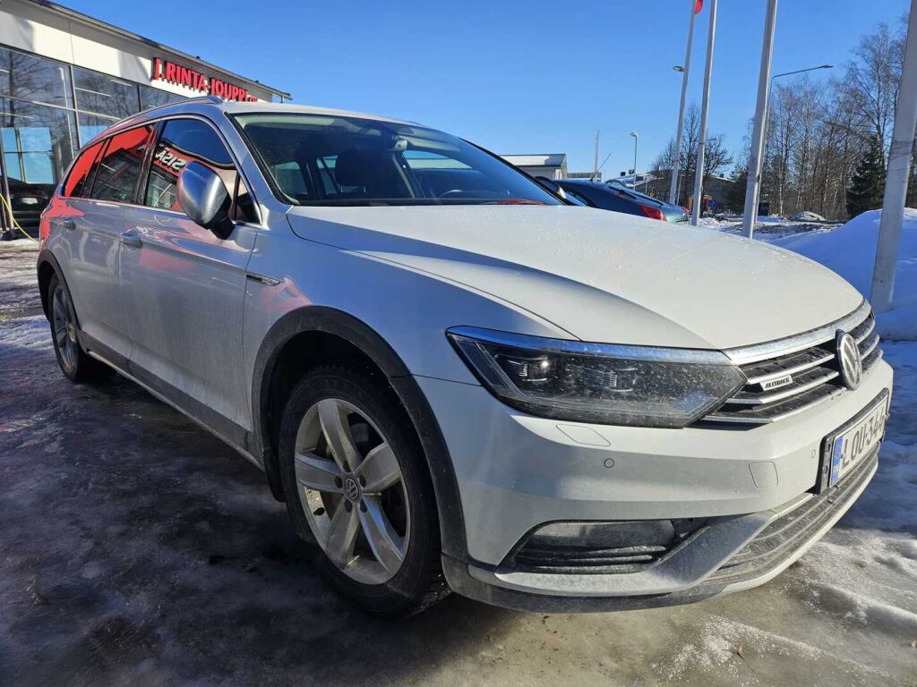 Volkswagen Passat 2019 Valkoinen