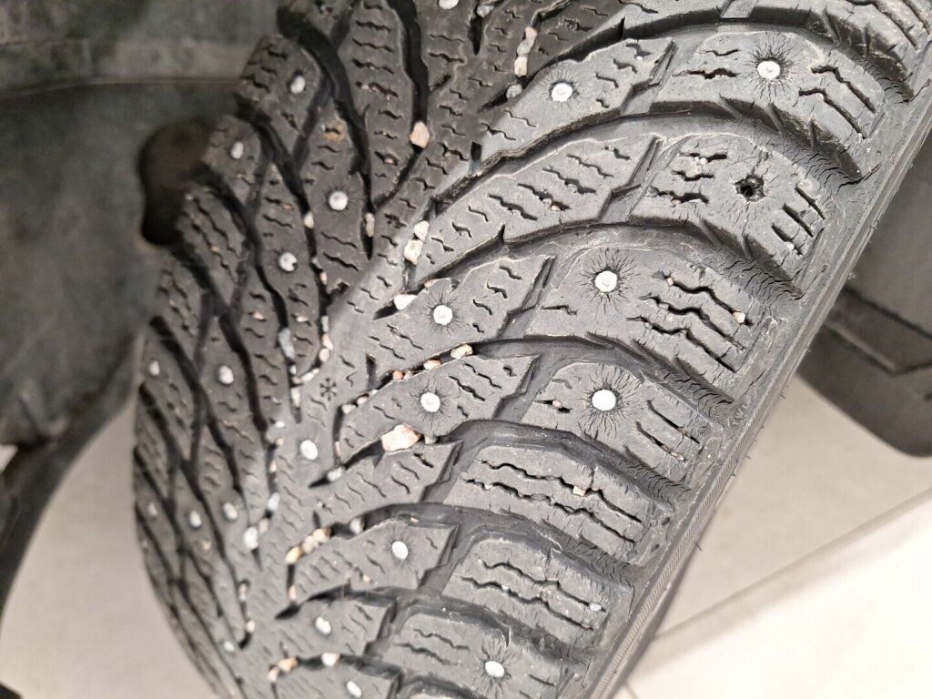 Volkswagen Passat 2019 Valkoinen