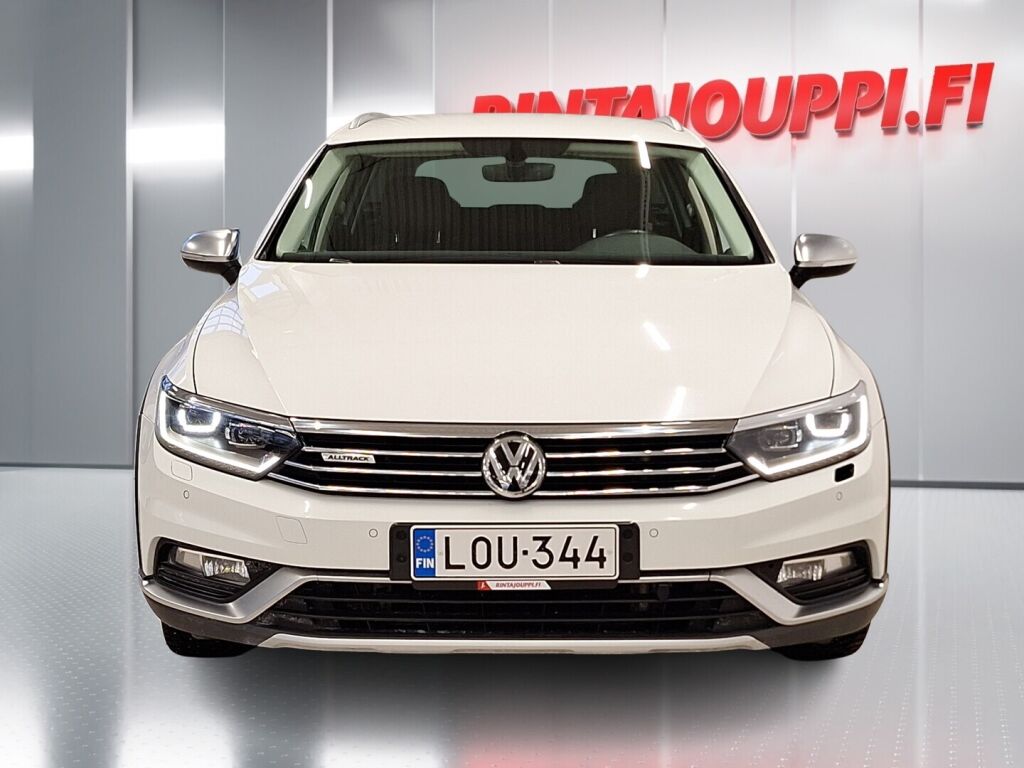 Volkswagen Passat 2019 Valkoinen