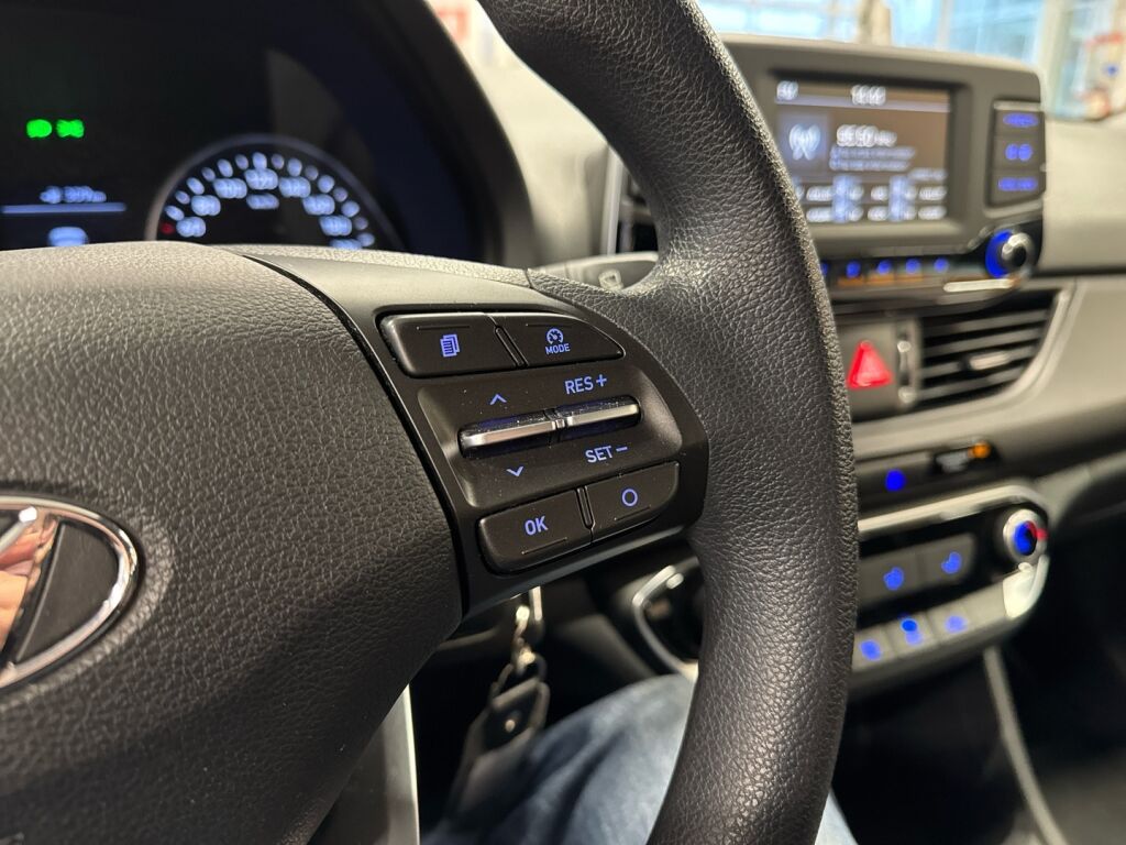 Hyundai i30 Hatchback 2019 Musta