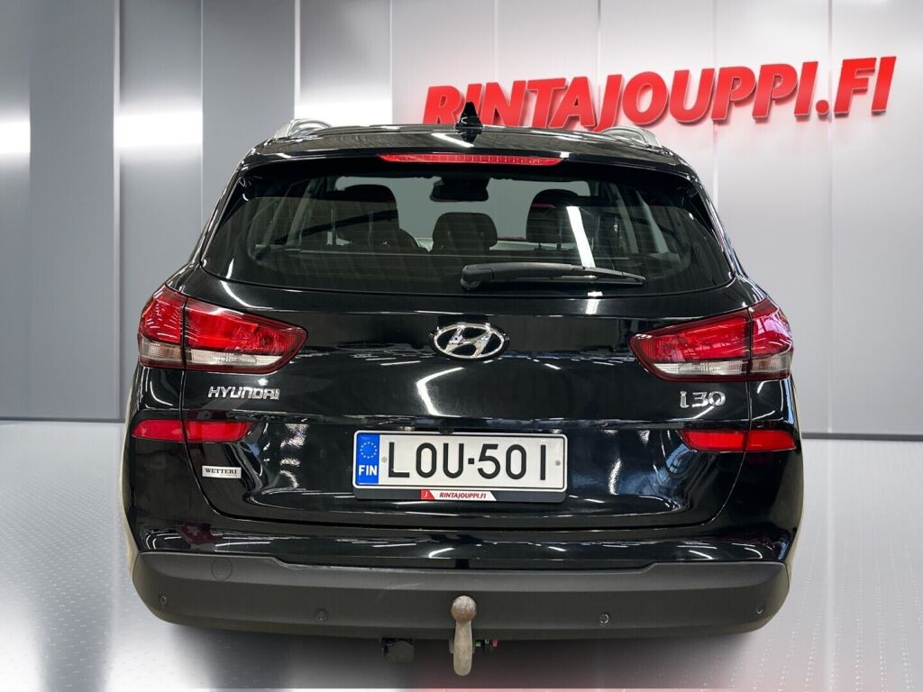 Hyundai i30 Wagon 2019 Musta