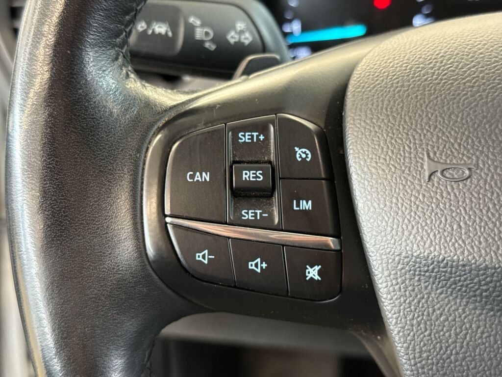 Ford Focus 2019 Harmaa