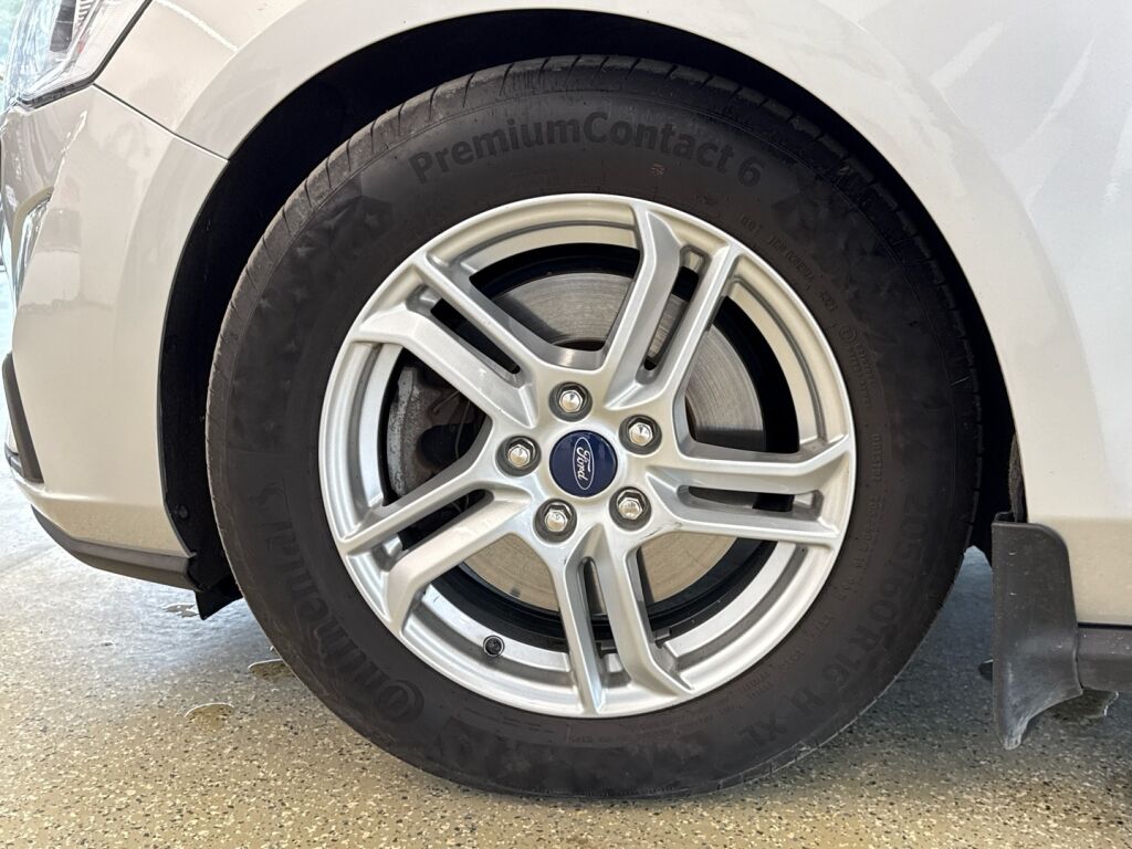 Ford Focus 2019 Harmaa