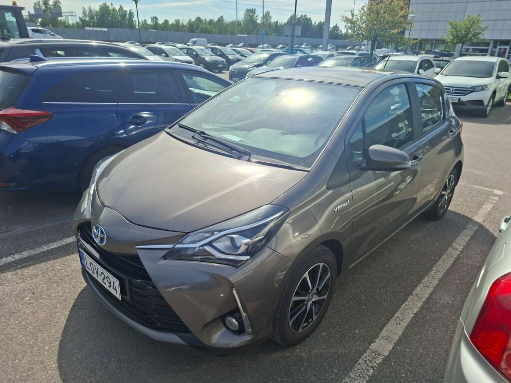 Toyota Yaris 2019 Harmaa