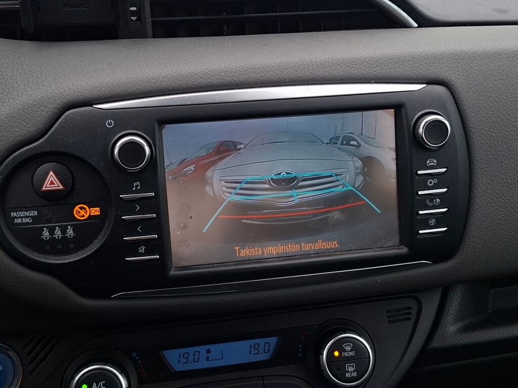 Toyota Yaris 2019 Harmaa